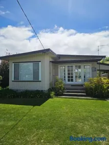 Port Sorell Beach Shack - Image 2