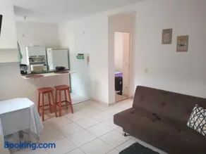 Condomínio encantador com estacionamento - Image 3