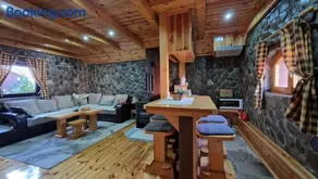Stone Lodge 1 - Image 4