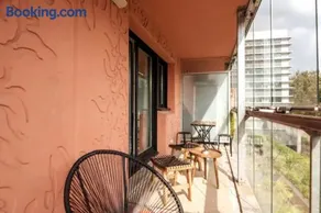 Big apartment near Old Town with Balcony + Parking - Image 1