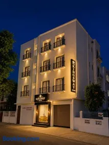 The Kingsway Suites - Image 1