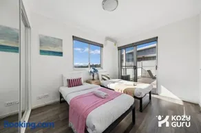 KozyGuru | Wentworthville | Luxury Penthouse - Image 1