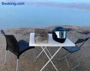 קראוון יוקרתי על חוף ים המלח-נווה זוהר - Image 3