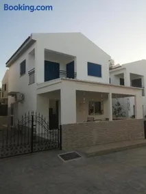 Efterpis12 St. House - Image 5