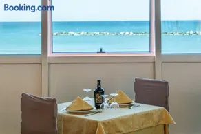 Hotel Majestic - Image 4