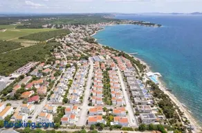 Sunny Resort apartment 1042 - Image 5