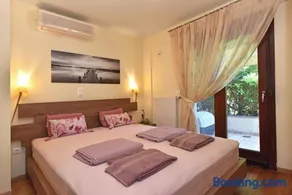 Luxurious Sunny Villa near the beach with a pool - Image 1