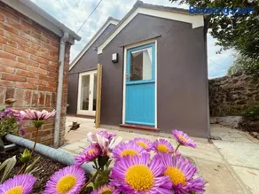 The Garden House - Image 1
