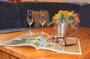 Gemütliche Wohnung mit Grill und Garten - Image 2