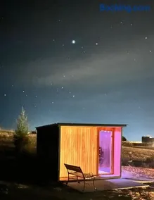 NEW! Cozy Ranch House: Sauna & Views! Sleeps 10+ - Image 4