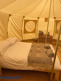 Beautiful Bell Tent Stay - Image 3
