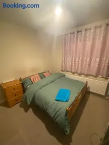 Private Lovely double bedroom - Image 3