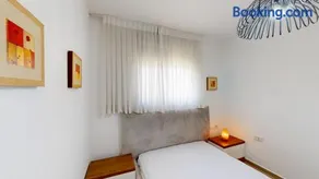 Boutique apartment for families and friends - Image 4