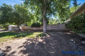 Comfortable home near river access trail - Image 2