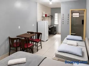 Estúdio Ótimo Preço na Meia Praia Completo, Ar, Wi-Fi, Cozinha e Vaga ZZZ - Image 4