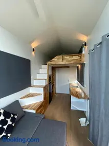 Beach Access Tiny House 06 - Lipa Noi Beach - Image 1