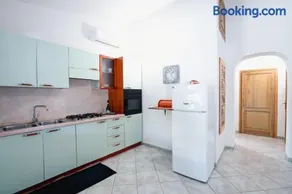 Martino Apartment, terrazza e giardino - Image 1