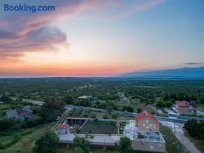 Vila Roza - Image 1