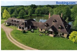 Le Relais de Chasse - Image 1