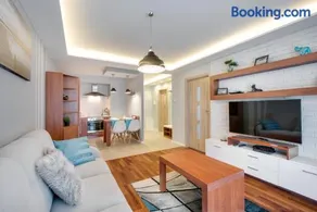River Boulevards Apartment - Image 3