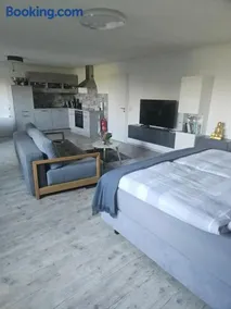 Garden-Loft - Image 1