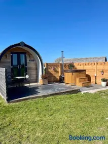 Abbey farm luxury glamping - Image 1