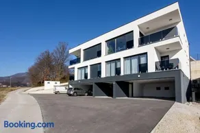 Kristal Lux Aparments with a balcony - Image 1