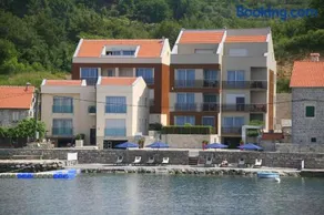 Apartments Villa Jelena - Image 2
