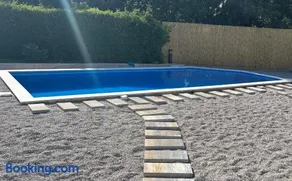 Guesthouse Vionica - Peace & Pool - Image 3