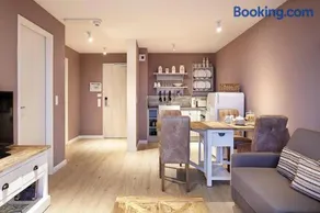 Comfort One Bedroom - Image 3