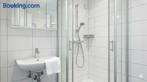 LANZ Haus KMB Seeappartement am Ossiacher See, Hallenbad, Skiarena Gerlitzen - Image 5