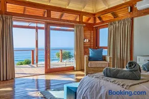 Aloha 10 I 4Bed Villa with Stunning Sea View Pool - Image 1