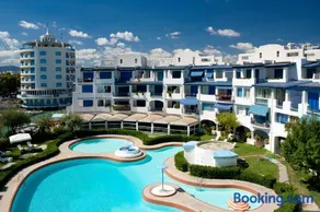 Portoverde Beach Apartments - Image 1