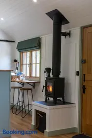 Kingfisher - Dog Friendly Luxury Glamping in North Devon - Image 5