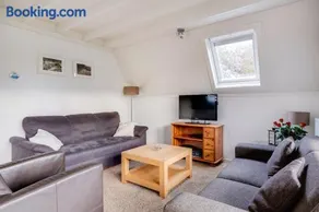 Kuifeend I Chalet met Modern Interieur - Image 2