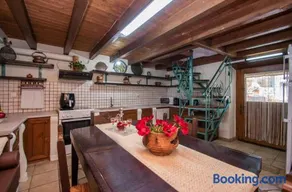 Gioia Traditional House - Image 3