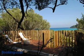 Fabulous Seaside Villa in Cala Sinzias - Image 3