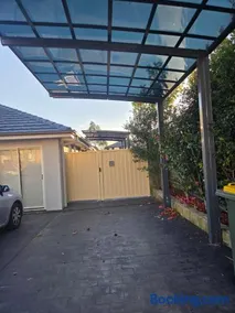Modern 2BR Granny w Outdoor Near Stanhope Leisure - Image 3