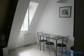 studio9 - Image 1