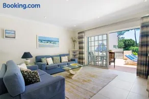 Tulipa Apartment - Image 2