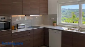 Spacious House with Private Pool Kitchen - Image 5