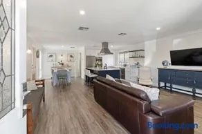Rose Cottage 3B Hutchinson St Goolwa - Linen Included - Image 5