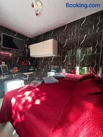 Quartos Confortáveis para Equipes - Image 3