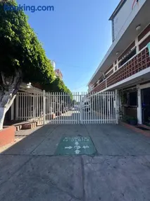 Hotel California - Image 4