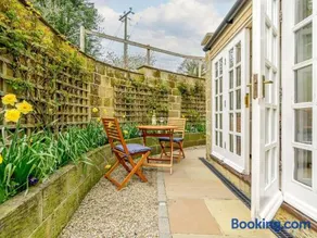 1 Bed in Northallerton oc-91336 - Image 2