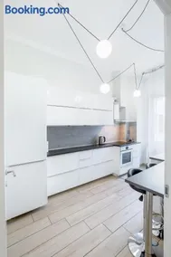 Waterfront District Apartment - Image 3