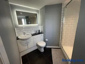 Niche View - Image 4