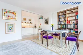Beautiful Paris Centre apartment in garden - Image 3