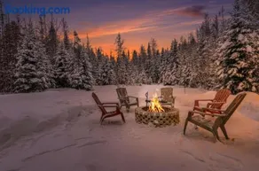 Private Forest Spa Retreat - Modern Chalet - Image 2