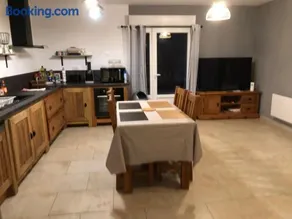 Charmant Logement avec piscine. - Image 1